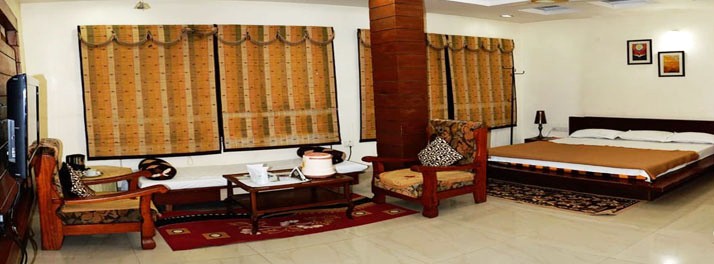 2433/Hotel the Misty Meadows - Pachmarhi 06.jpg